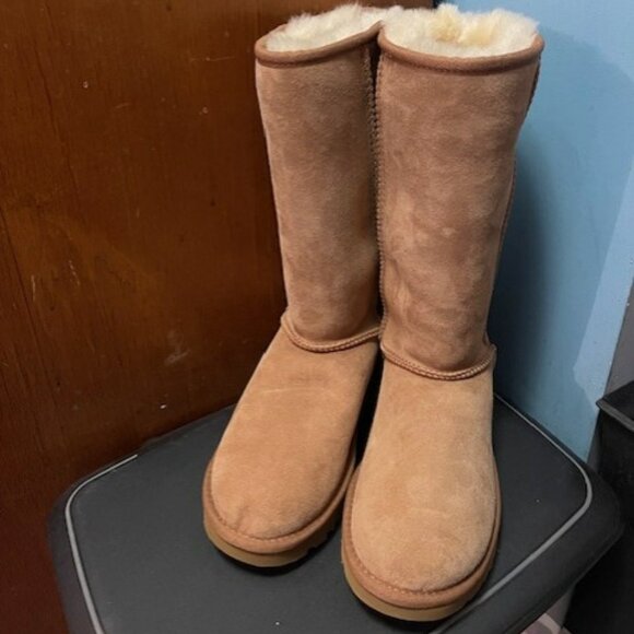 UGG® Classic II Genuine Shearling Lined Tall Boot - Picture 7 of 16